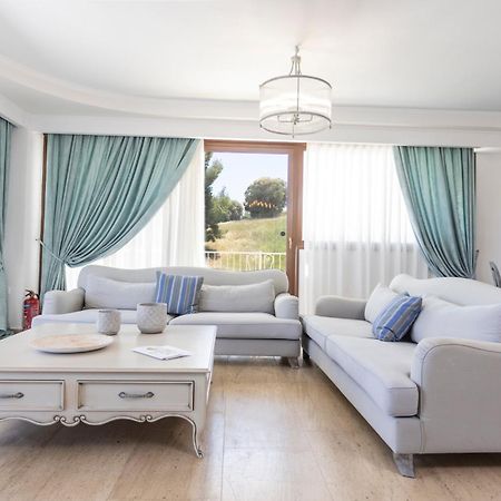Villa D'Oro - Luxury Villas & Suites Paliouri Bilik gambar