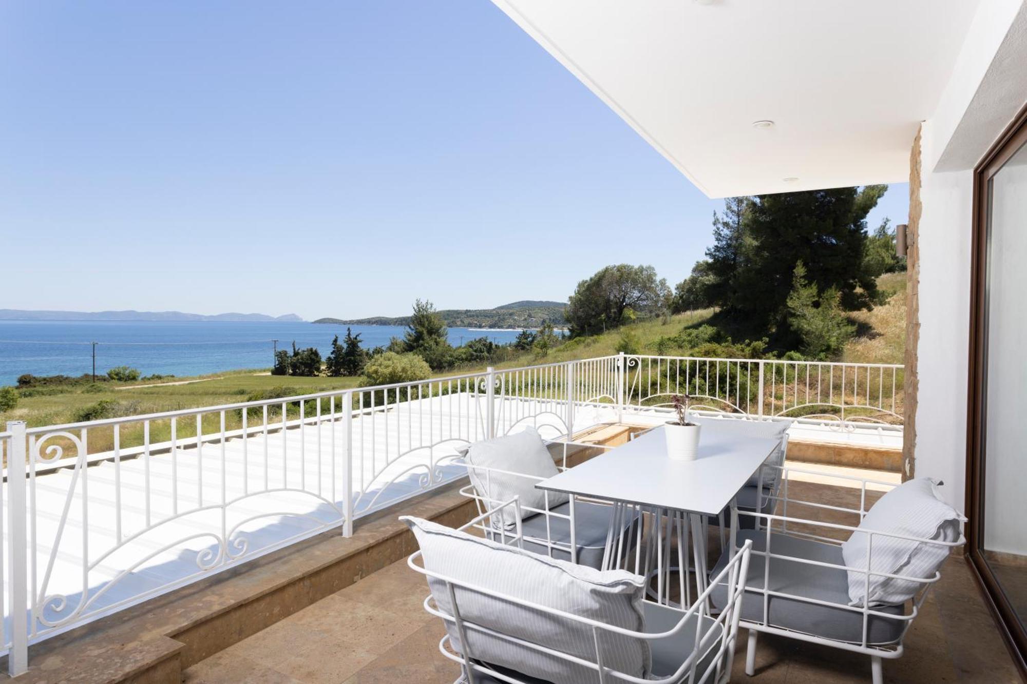 Villa D'Oro - Luxury Villas & Suites Paliouri Bilik gambar